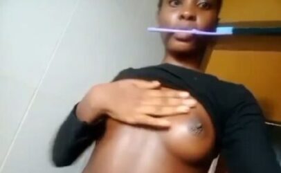 Video Of Genevieve Showing Her Tits Leaked